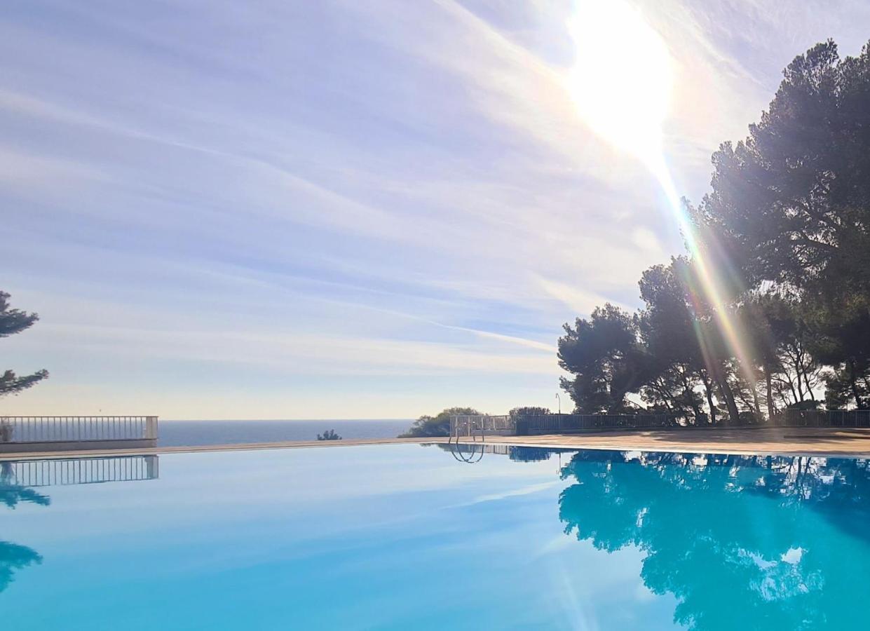 Superbe Appartement Dans Cadre D'Exception - Piscine, Plage Et Tennis Prive Bandol Ngoại thất bức ảnh